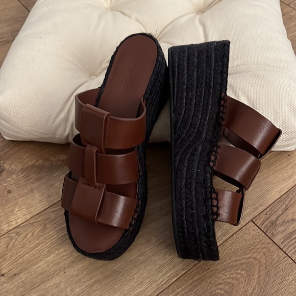 VINCE - Picture 4 of 9